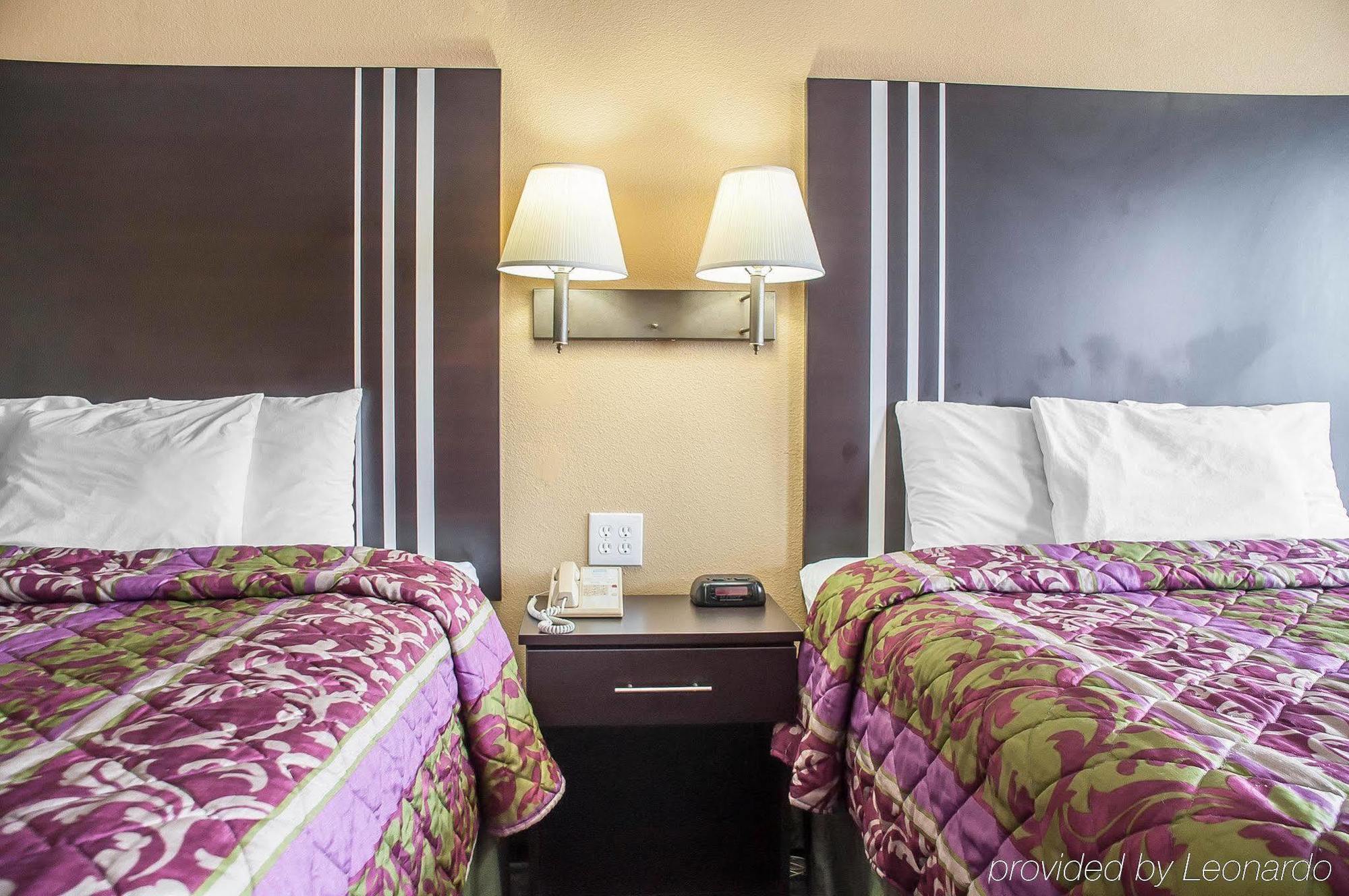 Amherst Inn & Suites 外观 照片