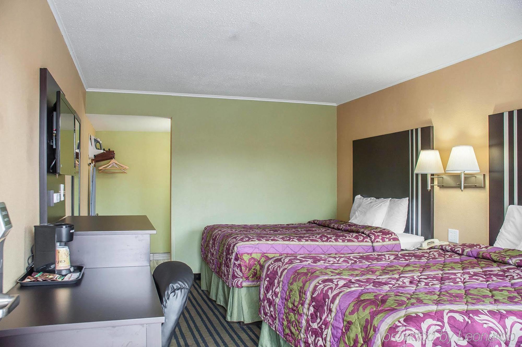 Amherst Inn & Suites 外观 照片