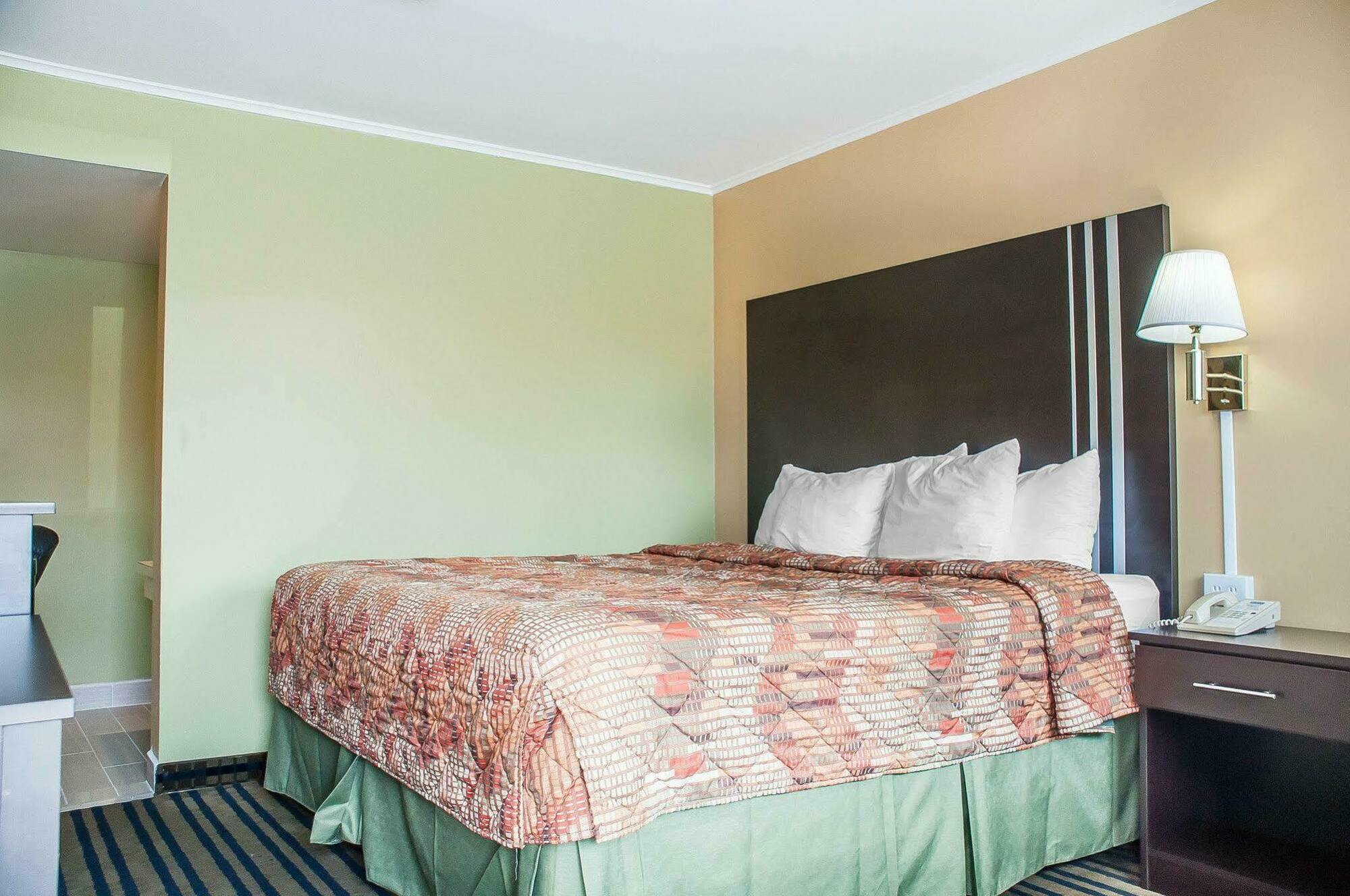 Amherst Inn & Suites 外观 照片
