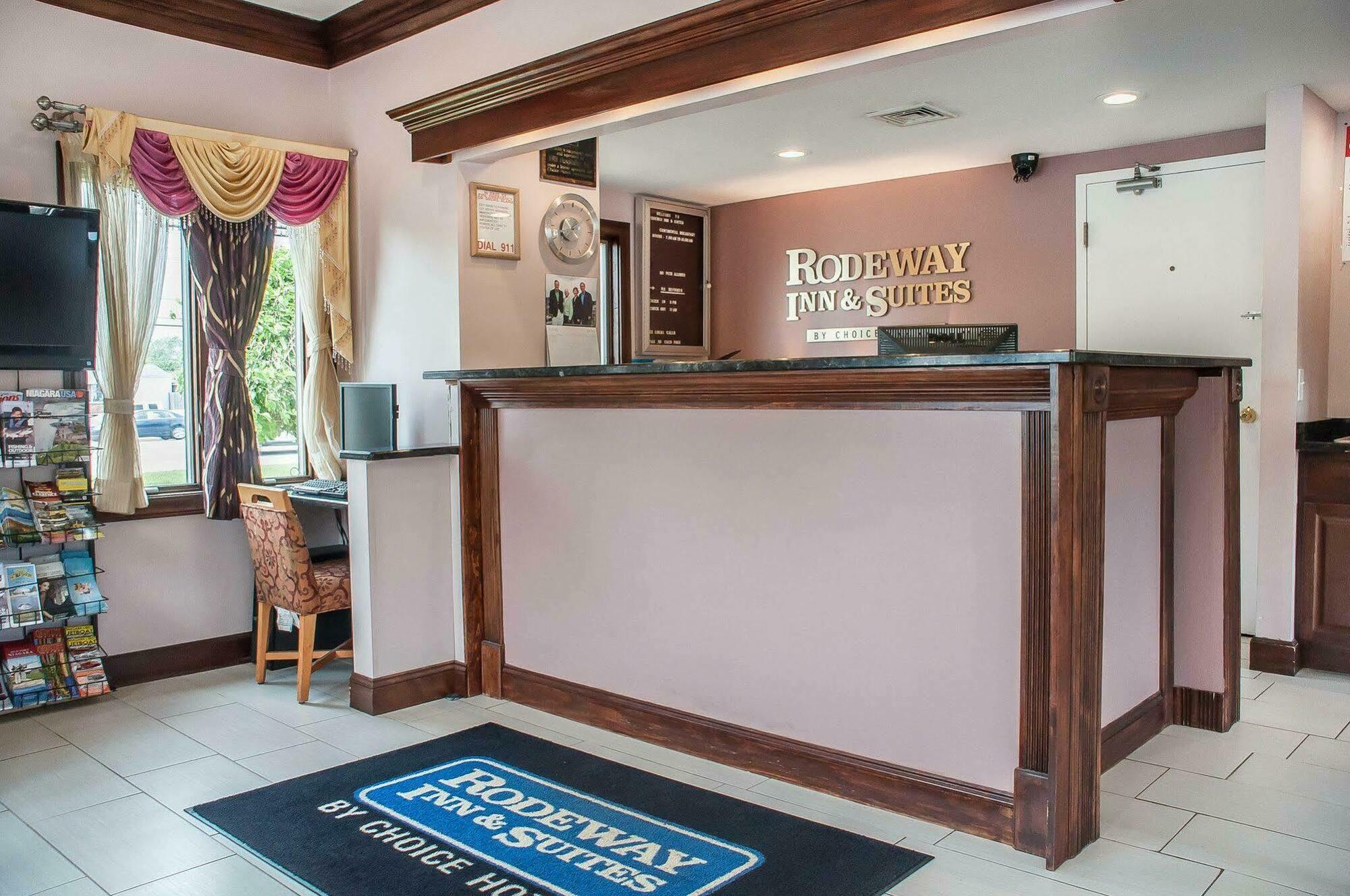 Amherst Inn & Suites 外观 照片